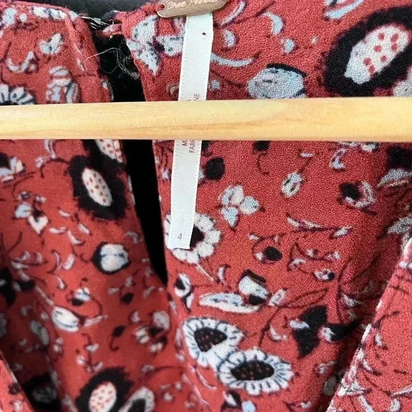 Free People Some Like it Hot Jumpsuit in Rust Combo
Size 4 - Picture 3 of 4